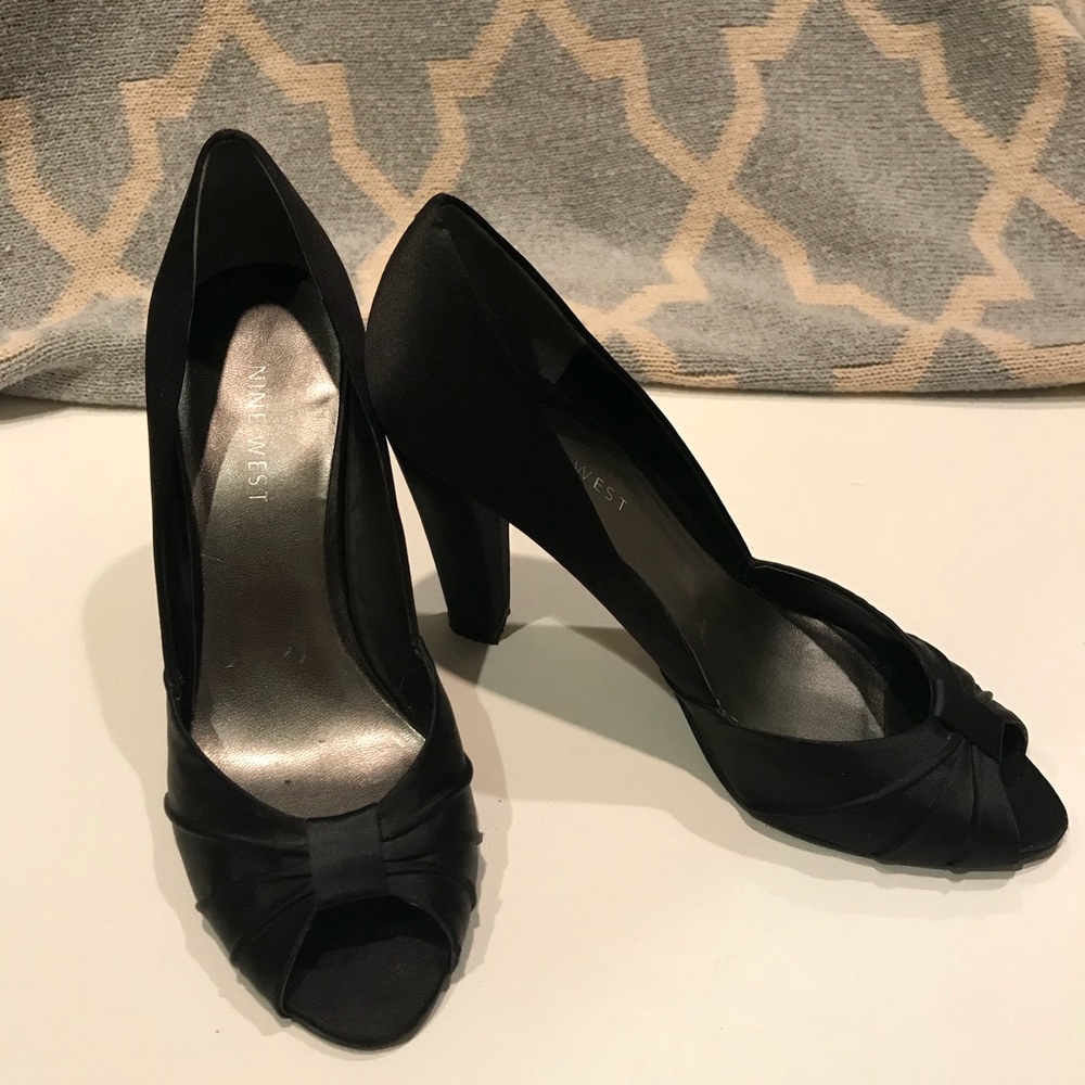 Nine West Rosetso Satin Heels